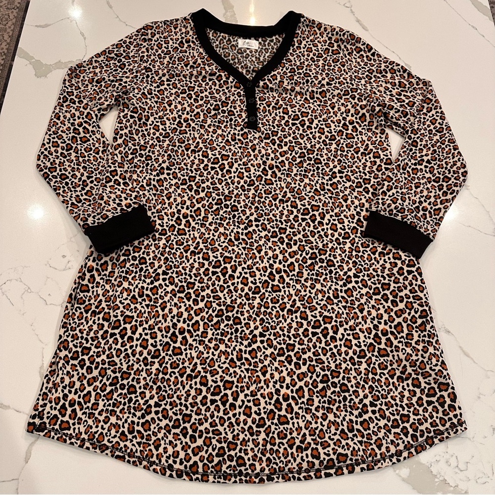 Aria Collection Leopard Cheetah Soft Sleep Dress Nightgown M Velour Cozy Pajamas